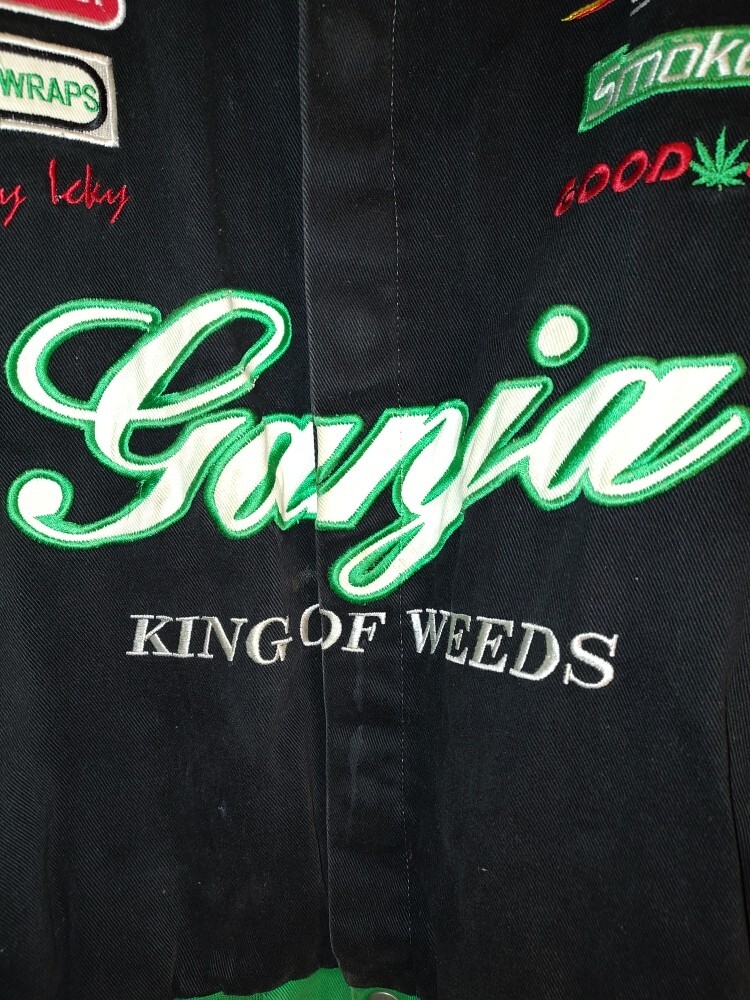 Men's Rare VTG Highly Dangerous Urban Wear Ganja King of Weeds