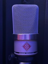 Neumann TLM 102 Microfono per studio/broadcast