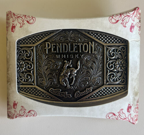 PENDLETON WHISKY BELT BUCKLE MONTANA SILVERSMITHS COWBOY RODEO - Picture 1 of 3