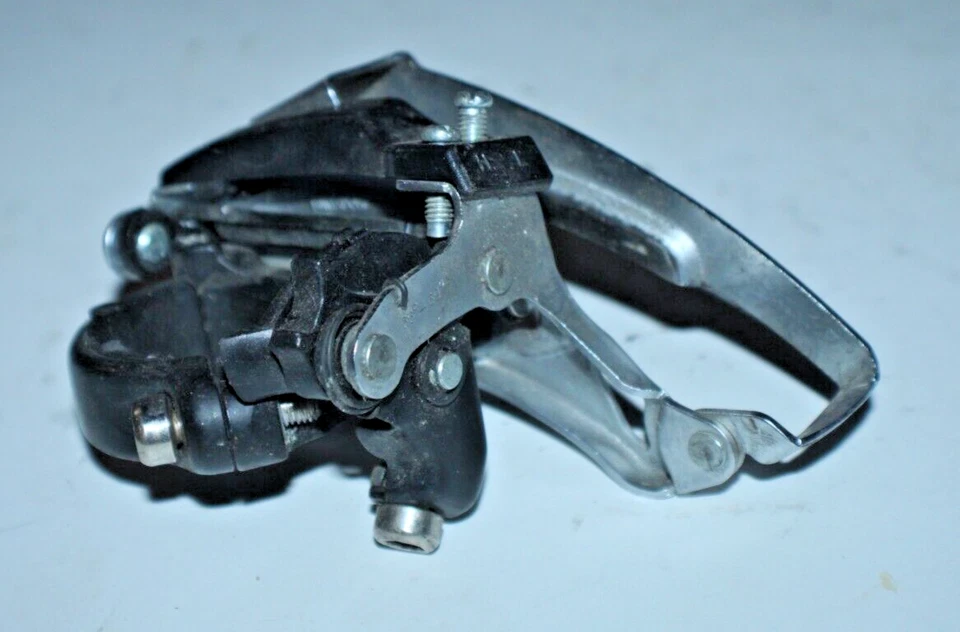 Shimano Alivio MTB Triple Front Derailleur 66-69° 28.6mm Top-Pull USA Shipper :) - Image 4 of 4