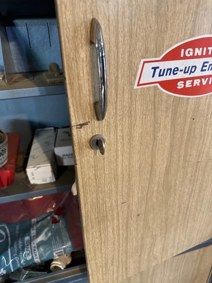 Vintage Blue Streak Ignition Auto Parts Service Station Cabinet & Base - Image 3 of 4