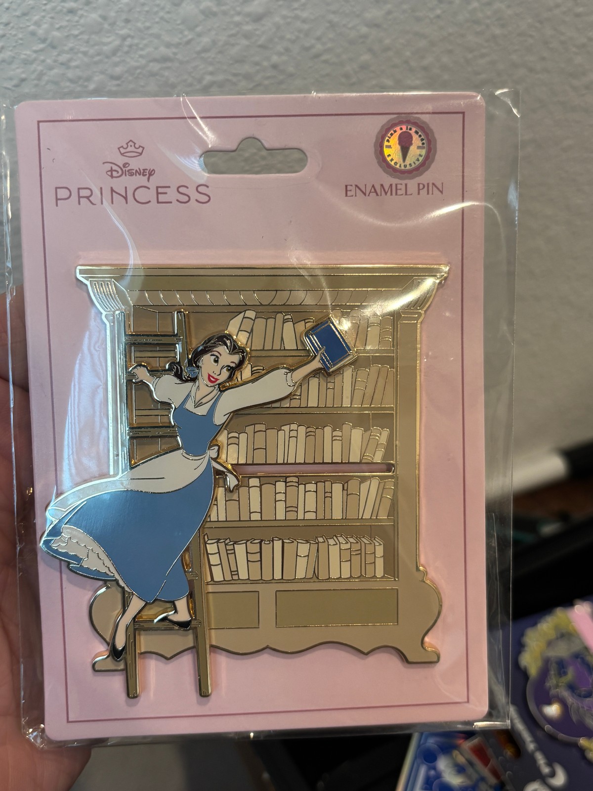 Pink a la Mode (PALM) Disney Pin - Belle Bookshelf, slider