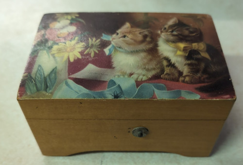 Thorens Co Wood Music Box 2 Songs A 220 Cat Design Top 5"X3 1/2"X2 1/2" Wind-up