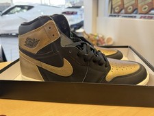 Nike Air Jordan 1 High Black And Gold