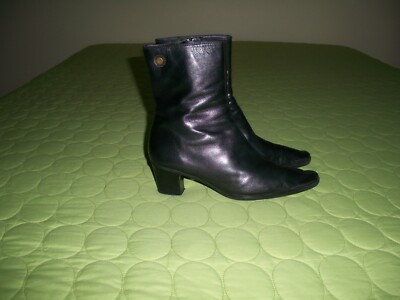Hispanitas Vintage 2008 Black Leather  Booties