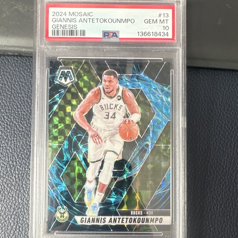 Panini 2024-25 Mosaic Giannis Antetokounmpo Genesis #13 Bucks PSA 10