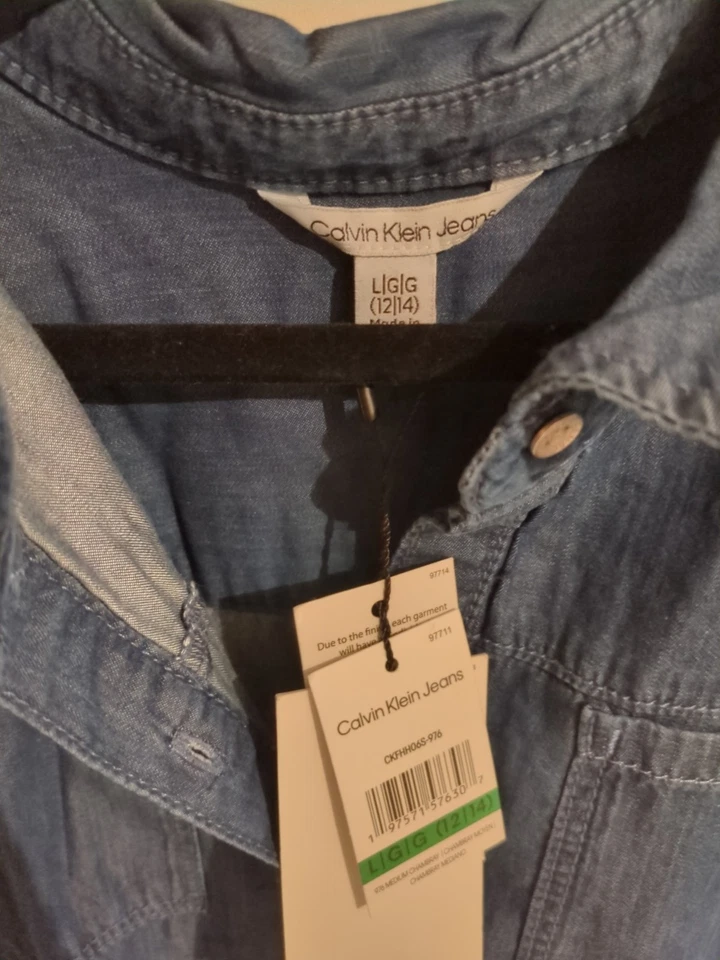 CALVIN KLEIN JEANS NEW KIDS GIRLS SHORT SLEEVE FRONT CLOSURE DENIM DRESS L 12/14 - Image 3 of 4