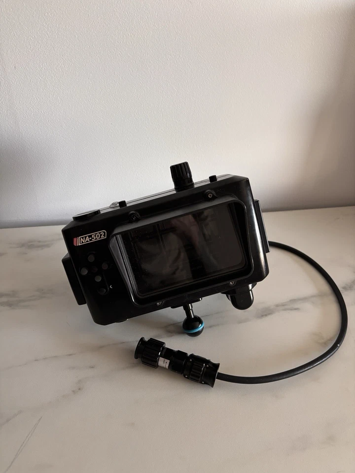 Nauticam NA-A7ii Underwater Housing for Sony A7II A7R II A7SII With Tons Of Ext - Image 4 of 4
