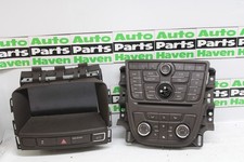 12-17 Buick Verano 7 Color Touchscreen With Trim Panel Oem 22851302 12-17 Buick Verano 7 Color Touchscreen With Trim Panel Oem 22851302