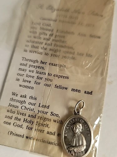 Vintage Saint Elizabeth Ann Seton Medal /canonized Sept 14 1975 Italy Card Eccle
