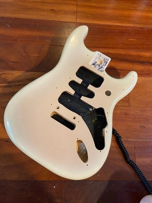 Fender Player II Stratocaster Body Chambered 3# 5oz Swamp Ash White Blonde