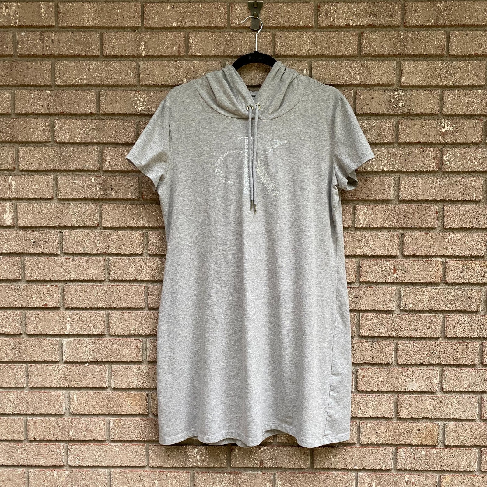 CALVIN KLEIN Women's Gray Hooded Glitter Monogram T S… Gem