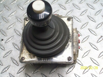 SPOHN + BURKHARDT HEAVY DUTY INDUSTRIAL JOYSTICK CONTROLLER K110.282 V0022NR 33H