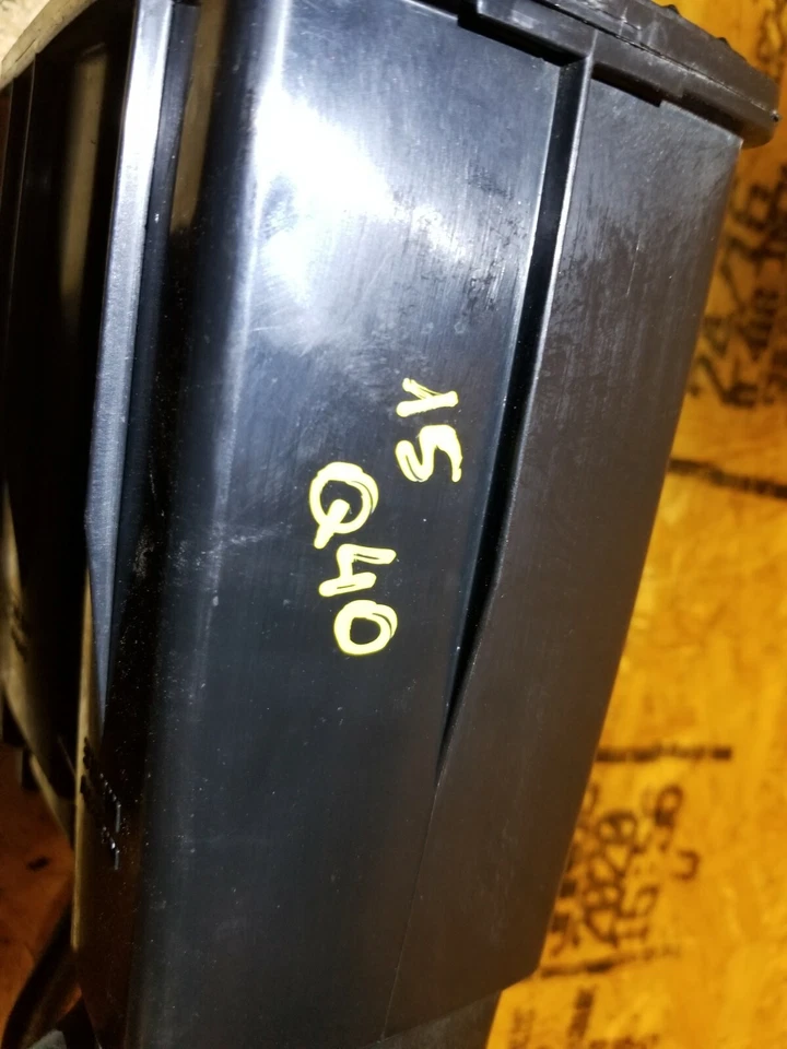 Infiniti Q40 2014 2015 bote de vapor fabricante de equipos originales 34 k Foto 3 de 4