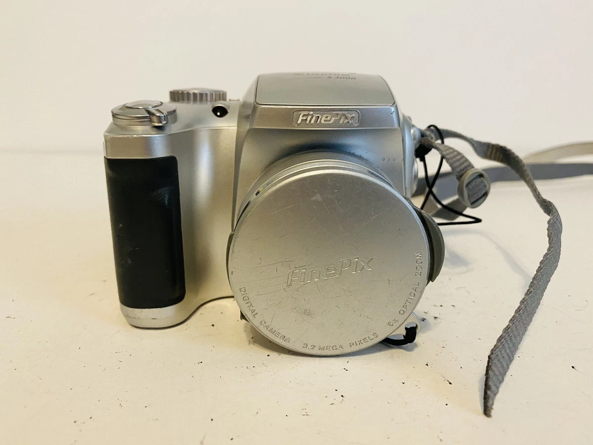 Fujifilm s3000 digital camera blog.knak.jp