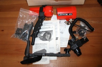 Ikelite Substrobe MS with C Lite, Sync Cord, extras