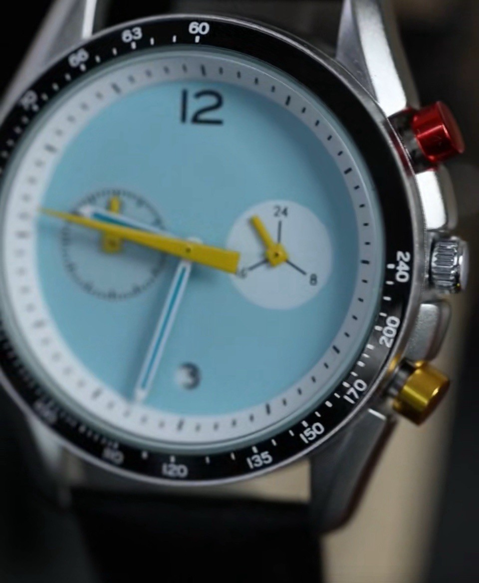 PULSAR PHANTOM SILVER SCI FI WATCH SCIENTIST ORANGE SPACE