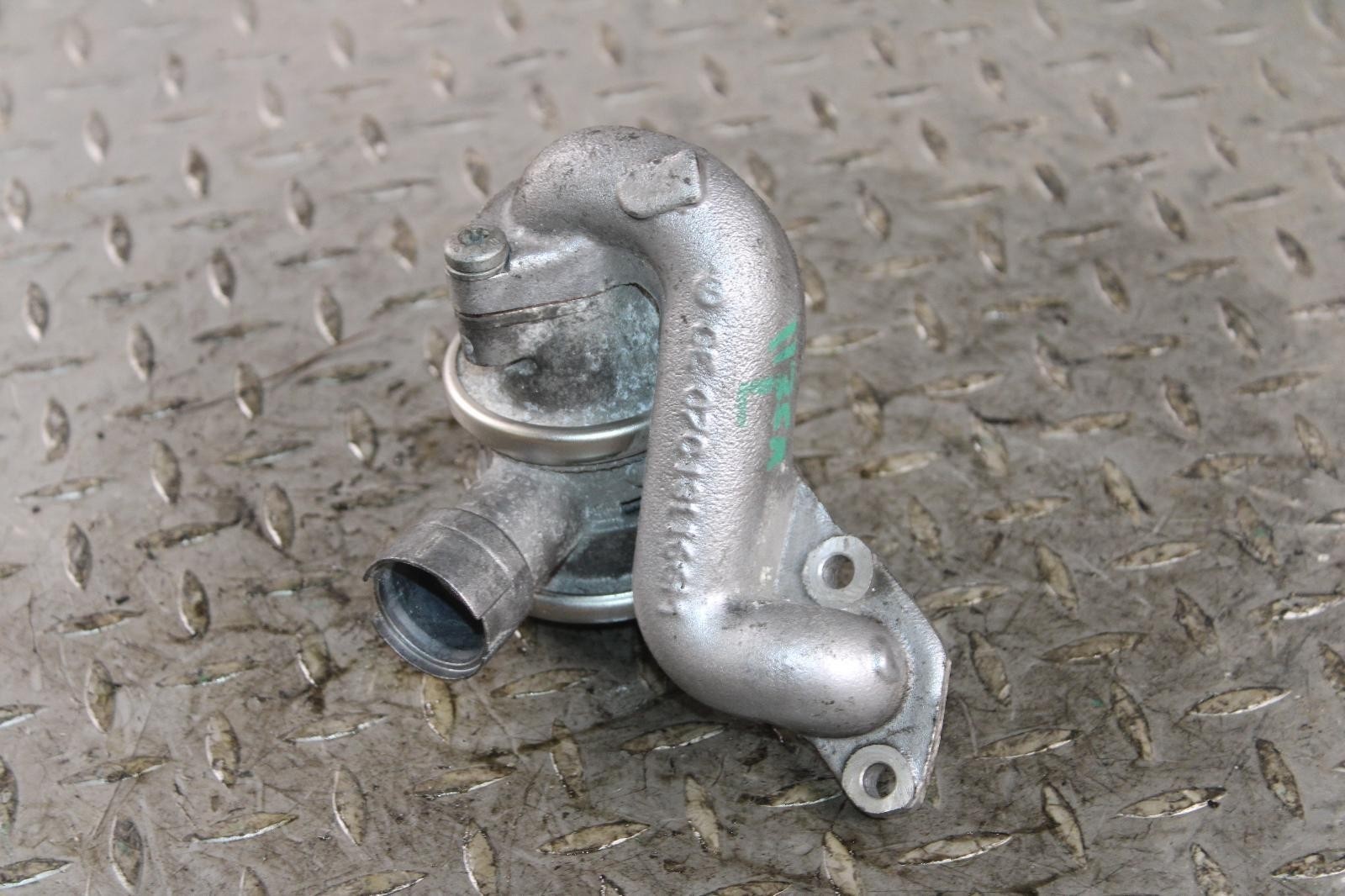 Bentley Flying Spur 2013-2018 Left Secondary air injection valve P/N 07C131166M