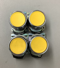 Lot of 4 Allen-Bradley 800FM-F5 Yellow Push Button Flush Metal b137 