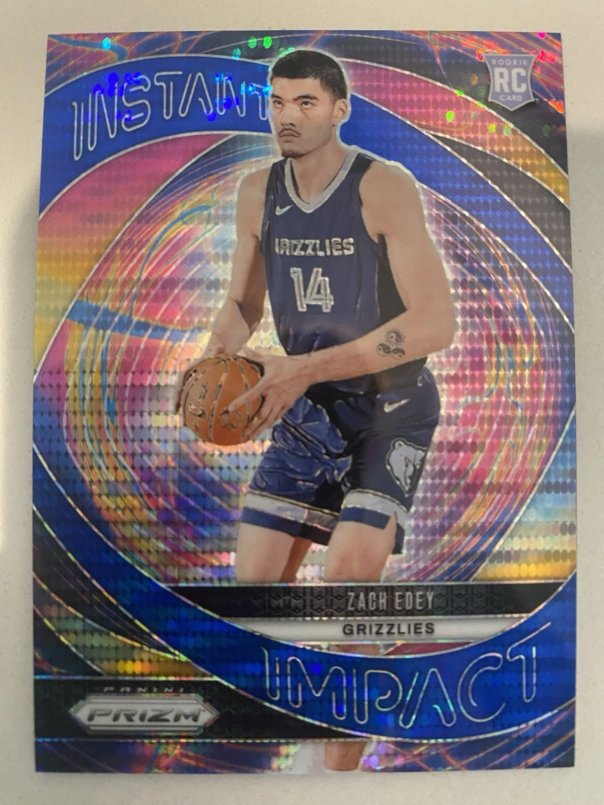 Zach Edey 2024-25 Panini Prizm Instant Impact Blue Pulsar Prizm /99 RC #25