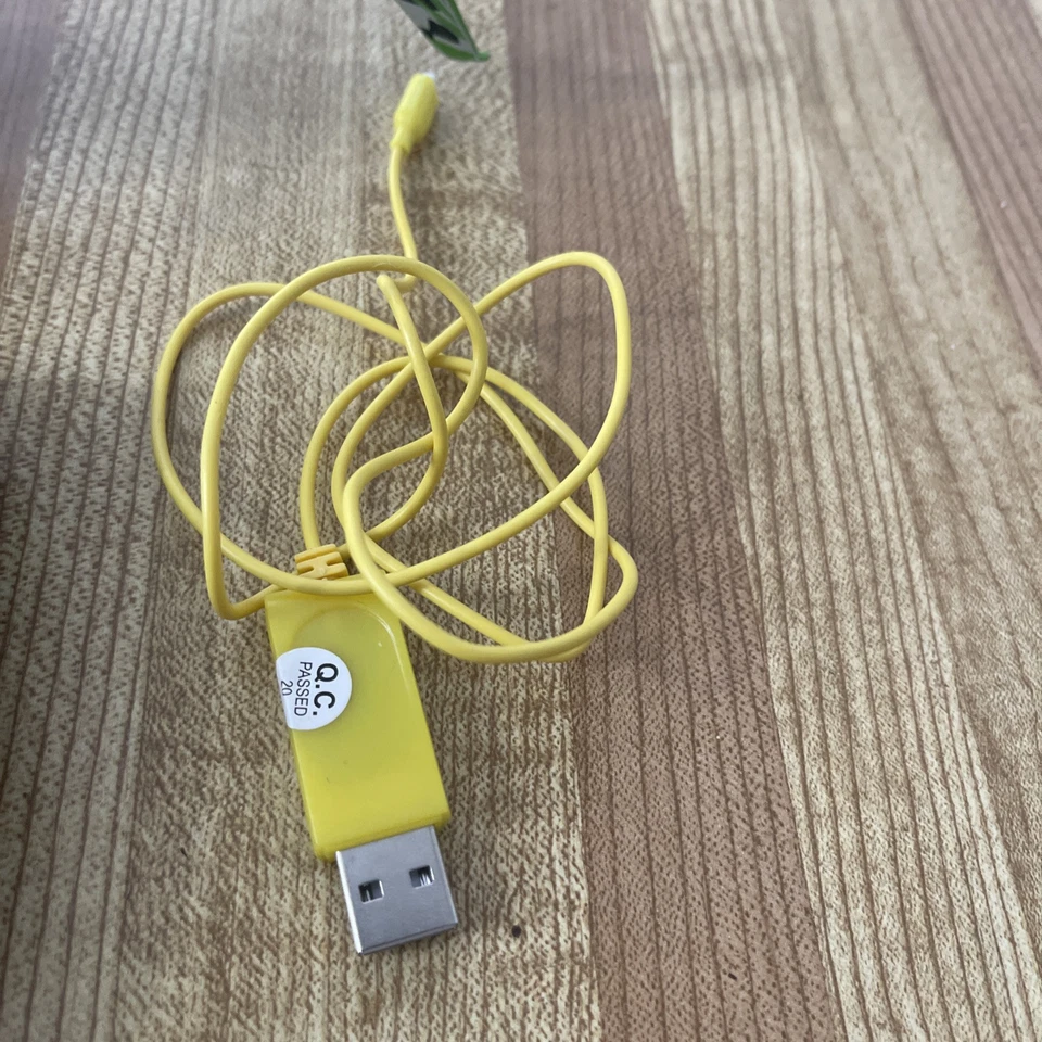 Syma S2 Remote Control Helicopter For Parts With Controller & Cable. *read 07a15 - Image 3 of 4