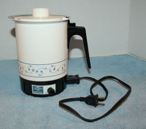 Vintage West Bend Electric Hot Pot 2 - 6 Cup #53616 adjustable temperature 36 oz