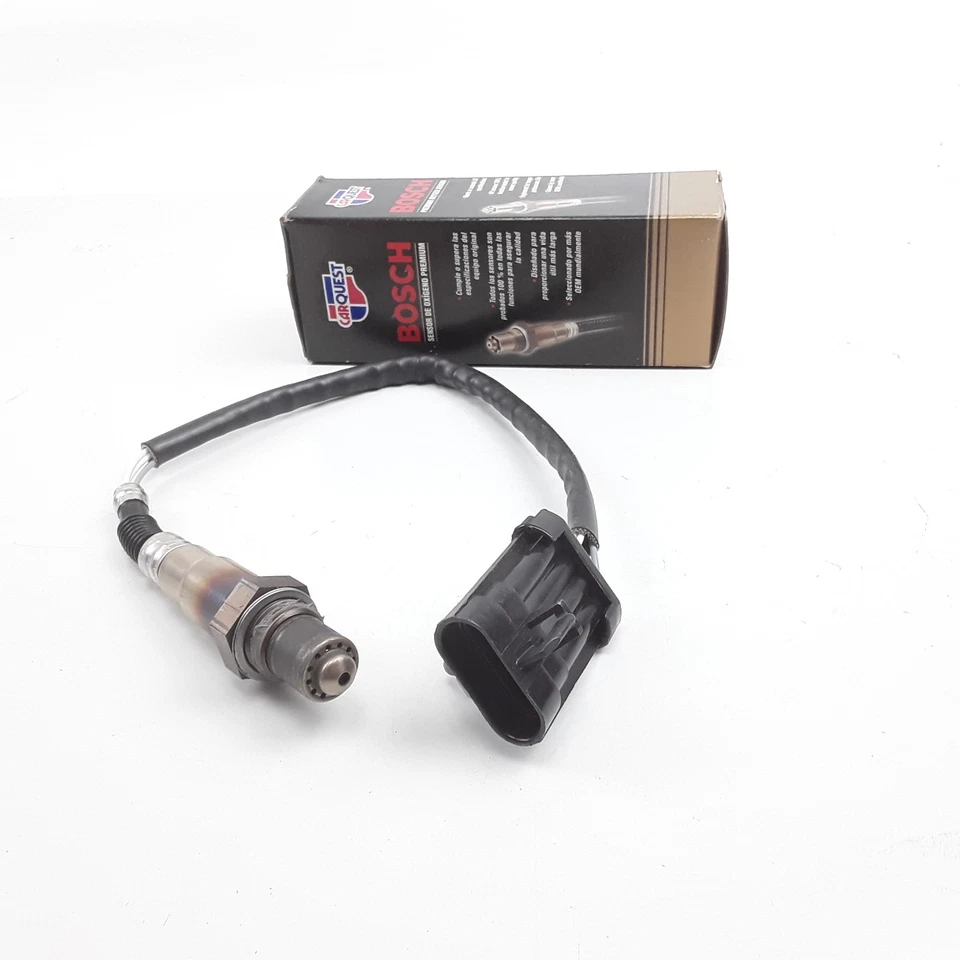 Conjunto de sensor de oxigênio Bosch 13852 compatível com Suzuki Chevrolet Pontiac (2004-2007) - Imagem 2 de 4