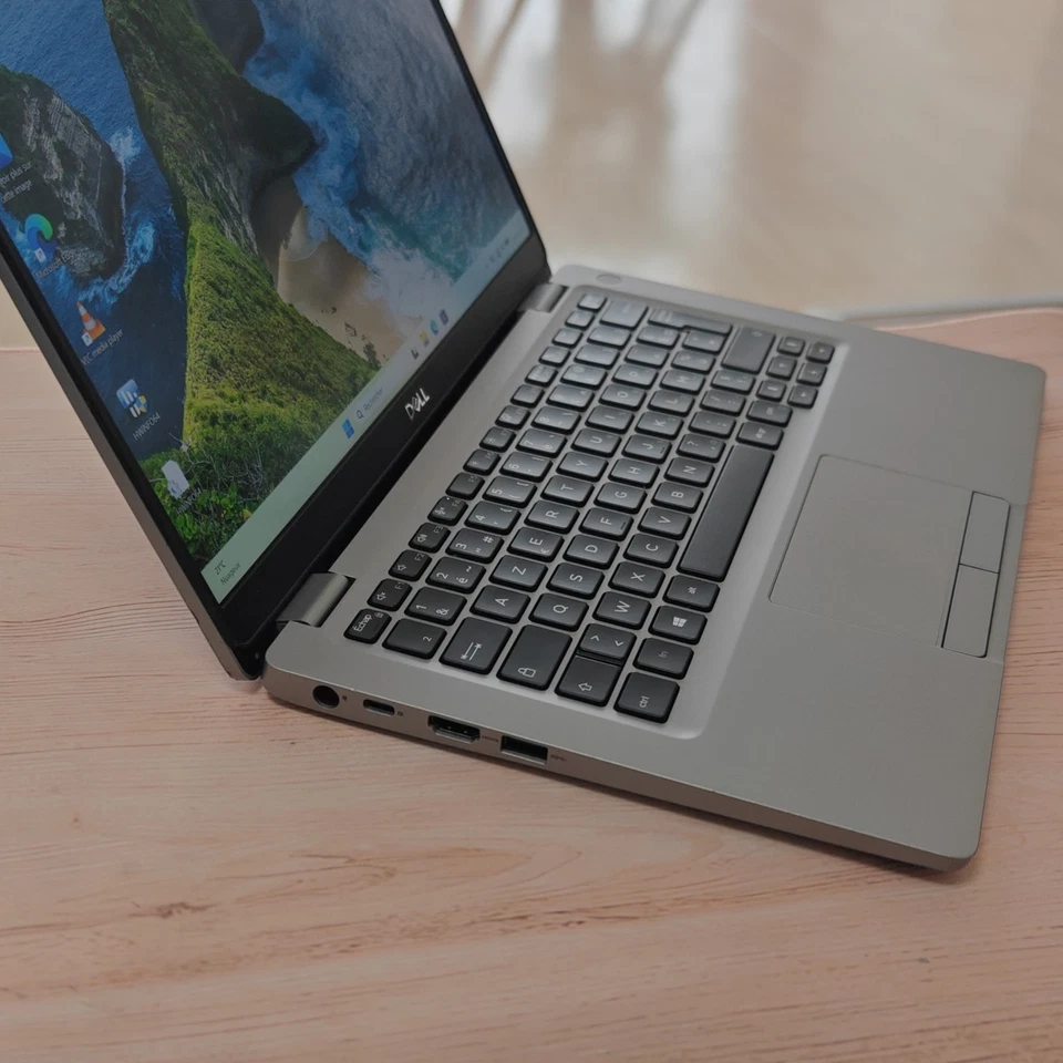 Dell Latitude 5310 · i5-10310U · 12GB · 256GB, photo 3 sur 5