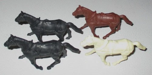 Marx 1960s Battle of the Blue and Grey Harnessed Wagon Horses
