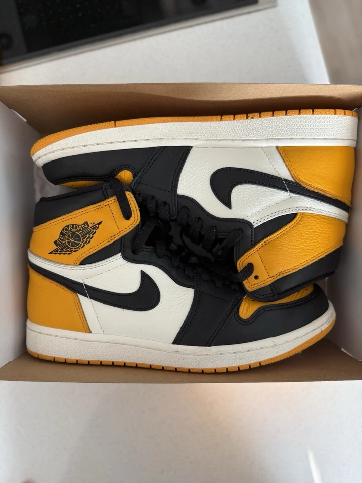 Nike Air Jordan 1 Retro High OG Taxi Yellow toe Mens Basketball Trainers UK 8, photo 2 of 5