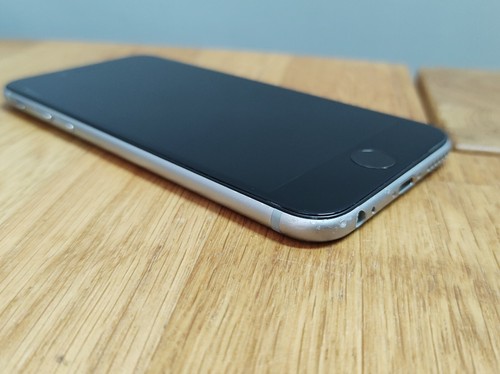 Apple iPhone 6 (A1586) 16GB - Space Grey *USED - UNLOCKED - LCD MARK* - Afbeelding 11 van 17