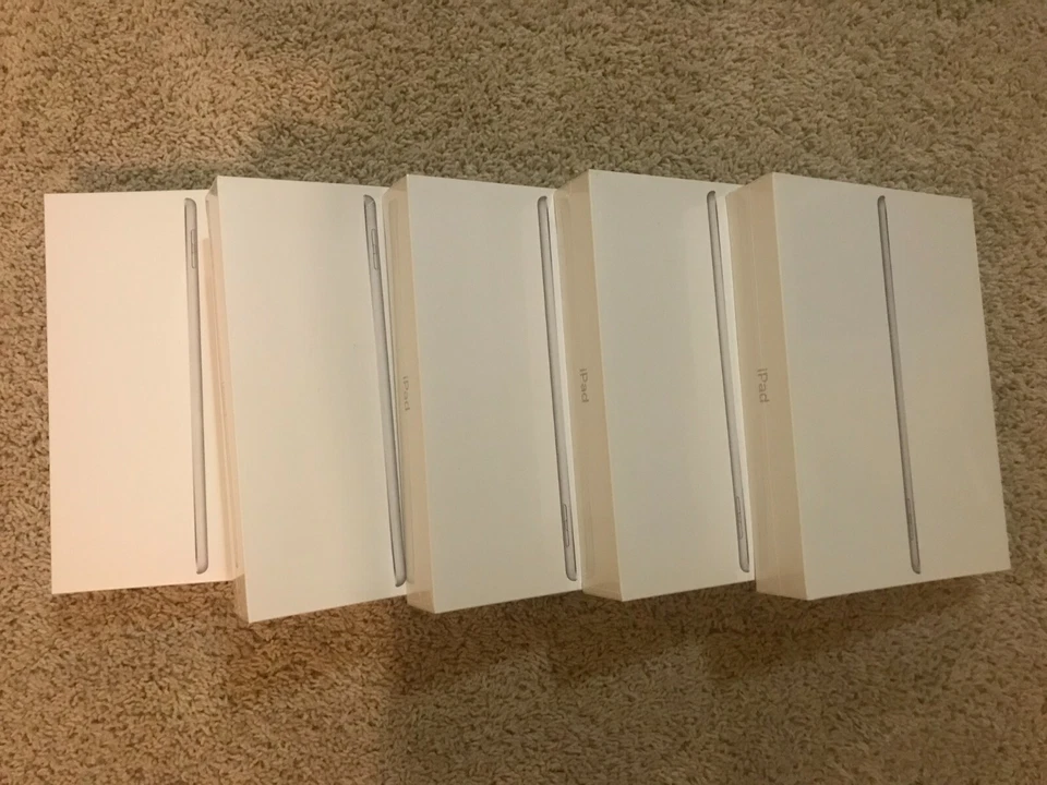 **NEW SEALED**  Apple iPad 5th Gen. 32GB, Wi-Fi, 9.7in - Silver MP2G2LL/A - Image 2 of 2