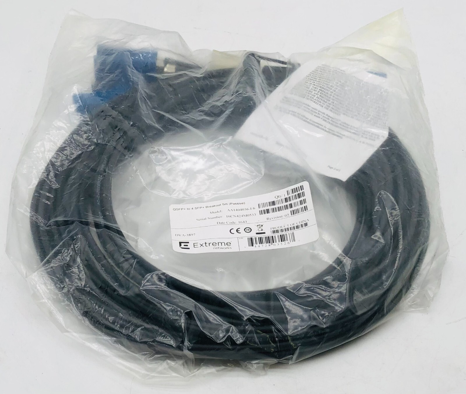 Extreme Networks 5M QSFP+ To 4 SFP+ Passive Breakout Copper Cable AA1404036-E6