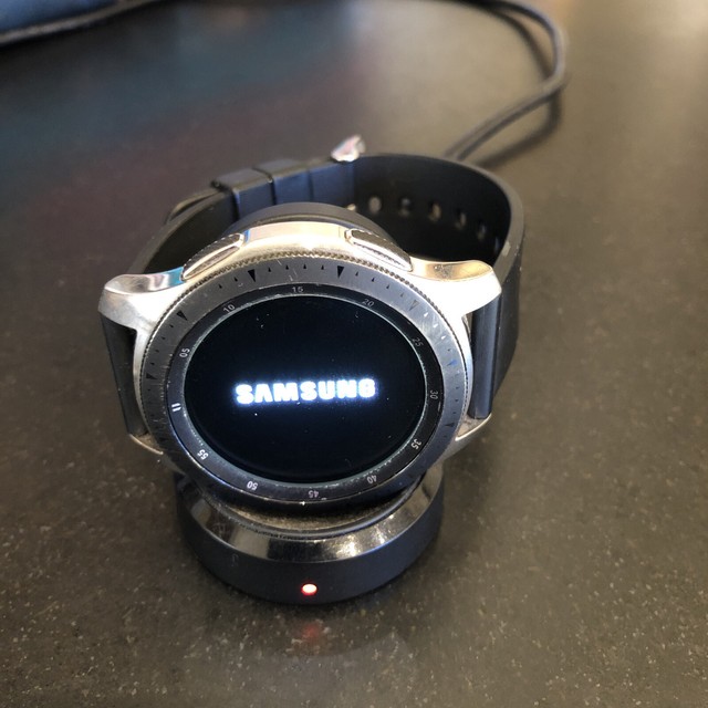 Samsung SM-R800NZSABTU Galaxy Bluetooth Smart Watch - Silver | Compra online en eBay