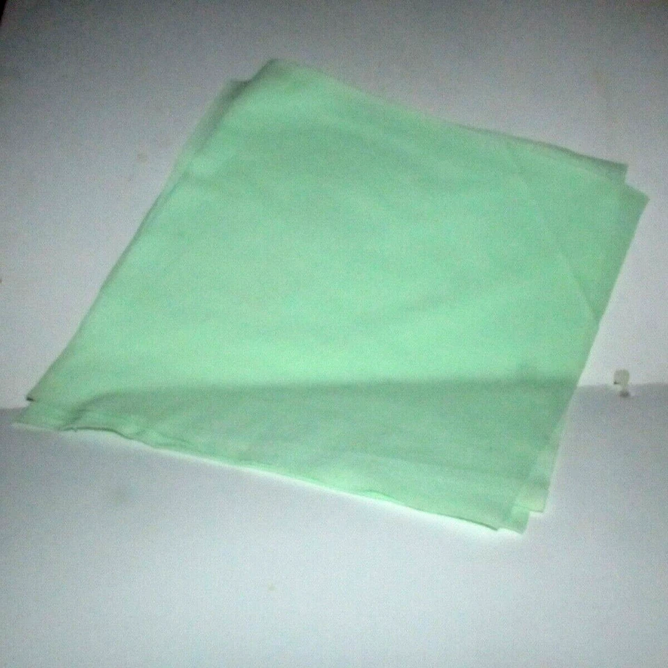 READY TO SEW 4 green 12.5x12.5" flannel pcs w/4 cute pet appliques (sew rm bx 5) - Image 4 of 4