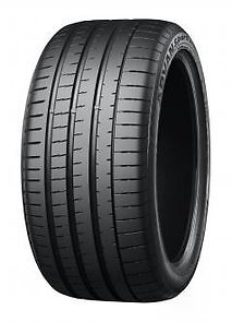 Pneu premium 295/35 ZR20 (101Y) Yokohama Advan Sport V107A avec protection de jante RPB intégrée