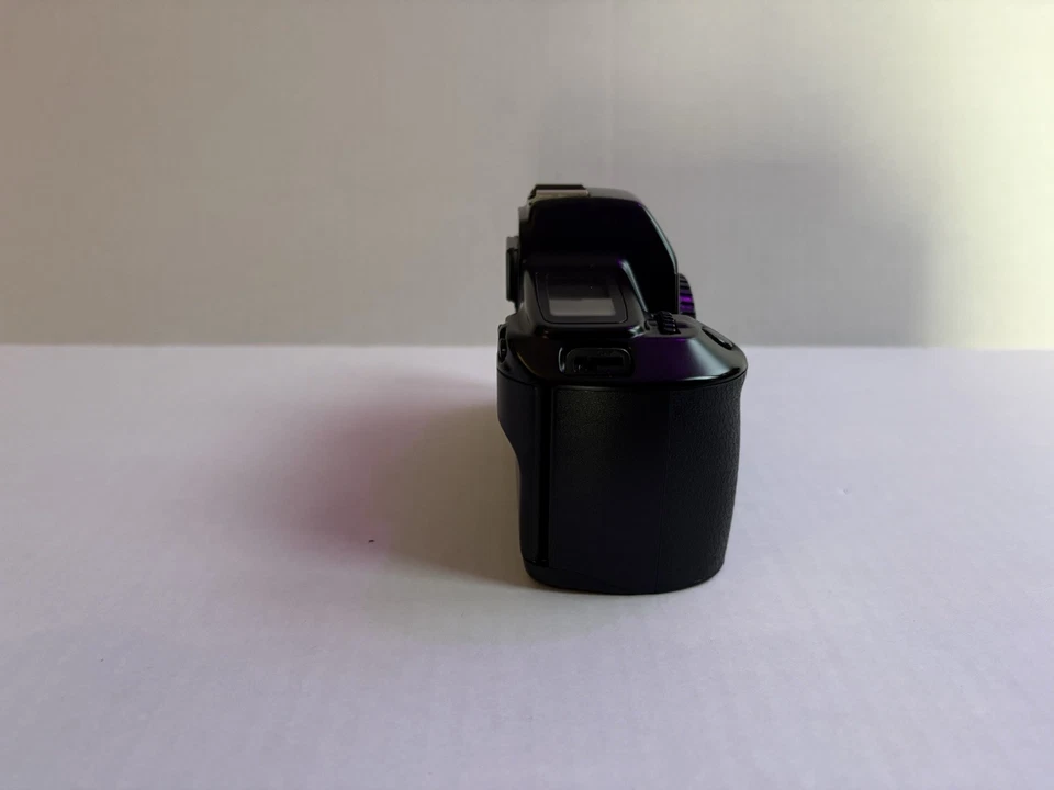 Cuerpo de cámara fotográfica Canon EOS Rebel 35 mm original - baterías probadas incluidas Foto 4 de 4