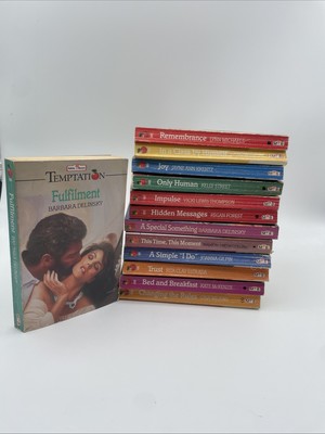 Mills&boon Bundle x13 Temptations Paperback