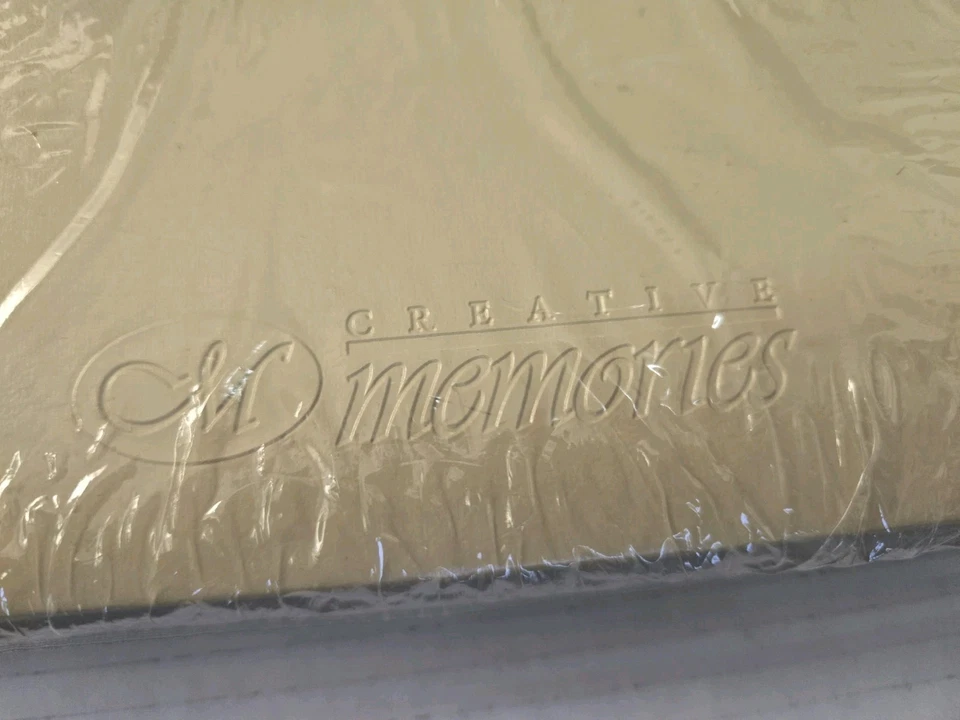 CREATIVE MEMORIES 12X12 Beige/Tan/Sand Flex-Hinge Coverset Album No Pages - Image 3 of 4