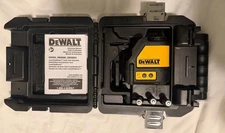 New DEWALT Green Self-Leveling Cross Line Laser Level DW088CG LaserChalkLine™