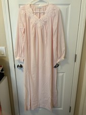VTG Miss Elaine Nightgown W/ Bow Embroidery Lace Trim Long Sleeved Sz MED Nylon
