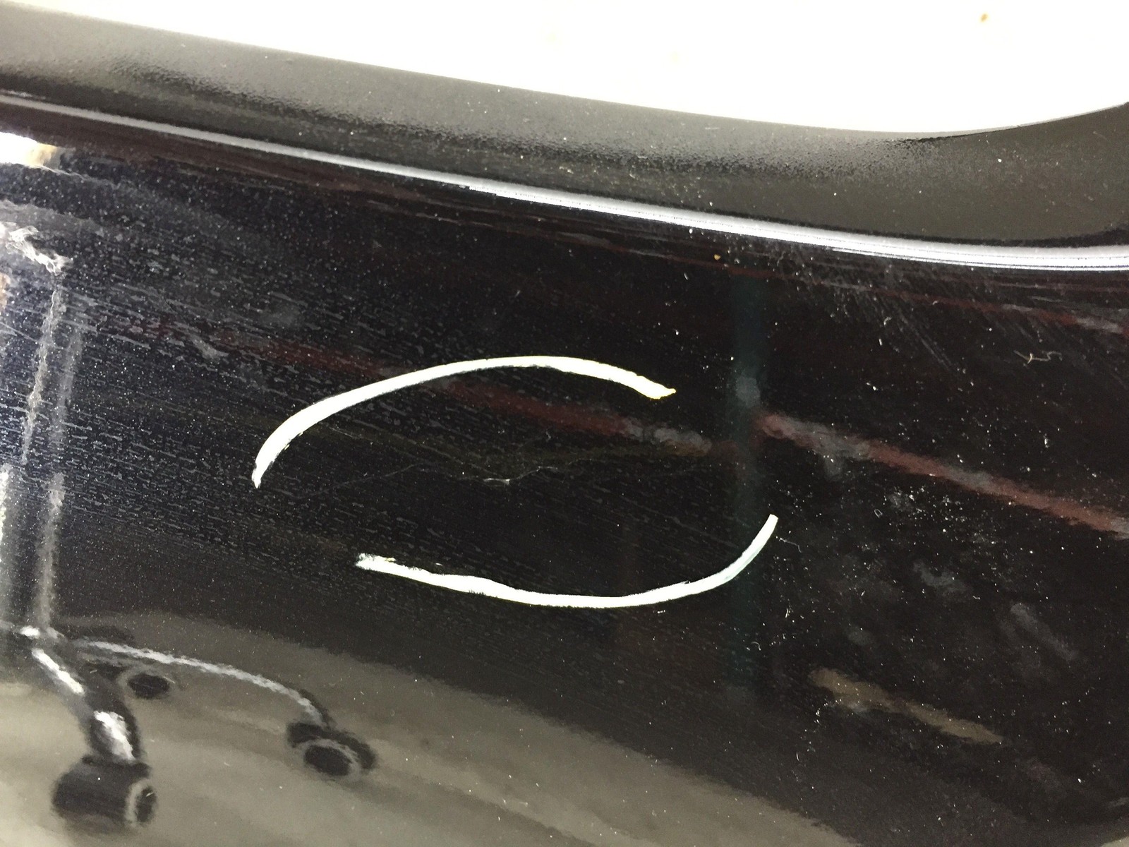 2011-2013 ASTON MARTIN RAPIDE RIGHT FENDER BLACK OEM *DAMAGED TORN*