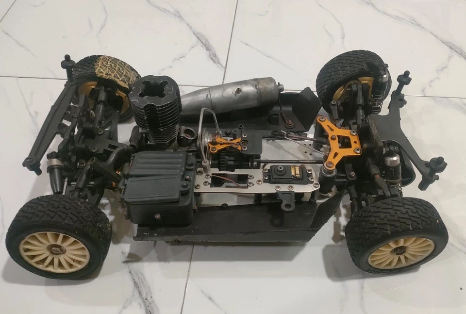 Vintage Kyosho GP  Landmax 2 For Parts & Repairs - Image 4 of 4