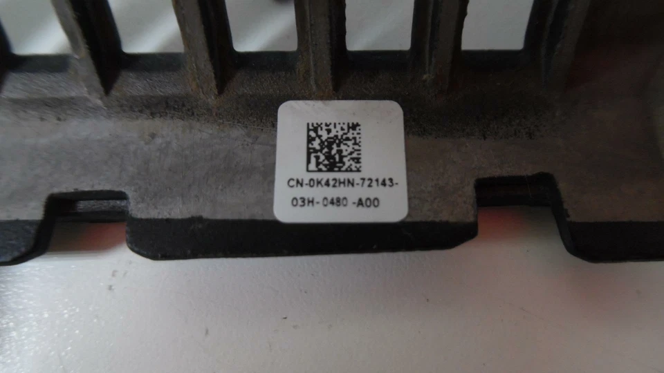 Juego de cubiertas de ventilación izquierda/derecha Alienware M15x 15,6" genuino - 0K42HN 0P0VV3 Foto 4 de 4