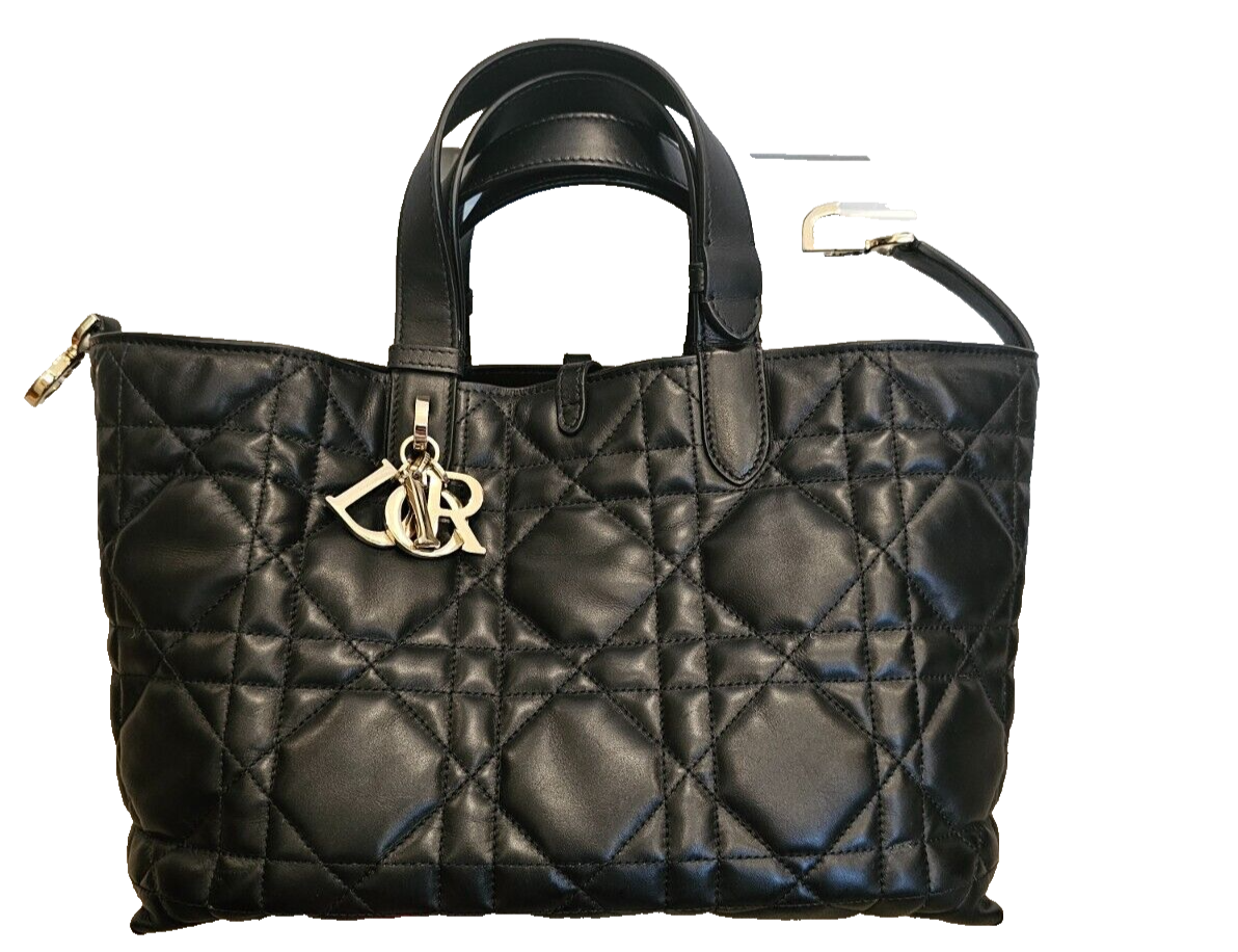 CHRISTIAN DIOR Black Macrocannage Calfskin Medium Dior