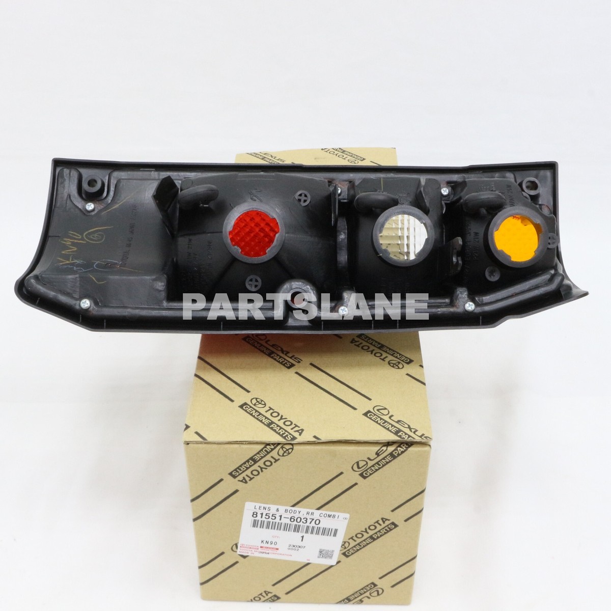 Almería‪✿　1207 Toyota Fortuner GGN50 OEM Rear Right RH Combination Lamp