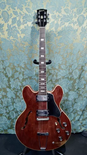 Vintage Gibson ES-335 1967 With Original Hardshell Case
