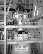 APOLLO 11 COMMAND MODULE MATED TO SATURN V UPPER STAGE - 8X10 PHOTO BB-048
