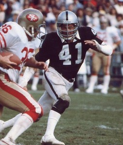 phil villapiano oakland raiders