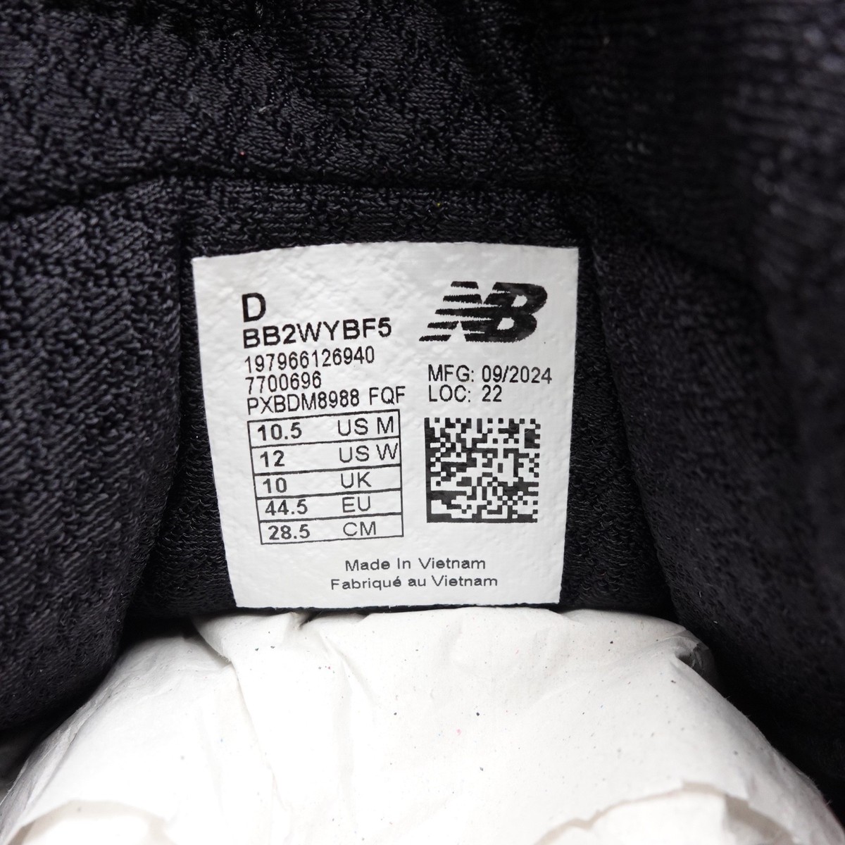 Size 10.5 Men's New Balance TWO WXY V5 Basketball Shoe BB2WYBF5